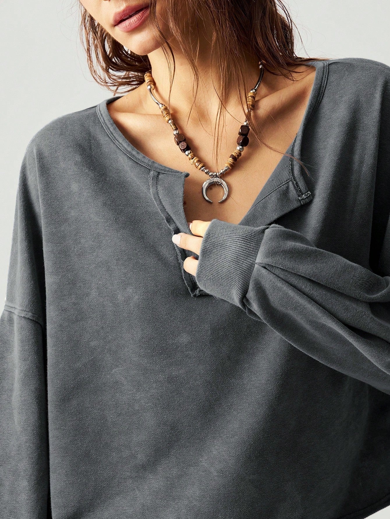 Solid Color V-neck Long Sleeved Loose Fitting Pullover