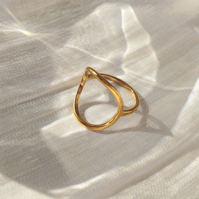 Female Nordic Minimalist Design Geometric Hollow Circle Ring