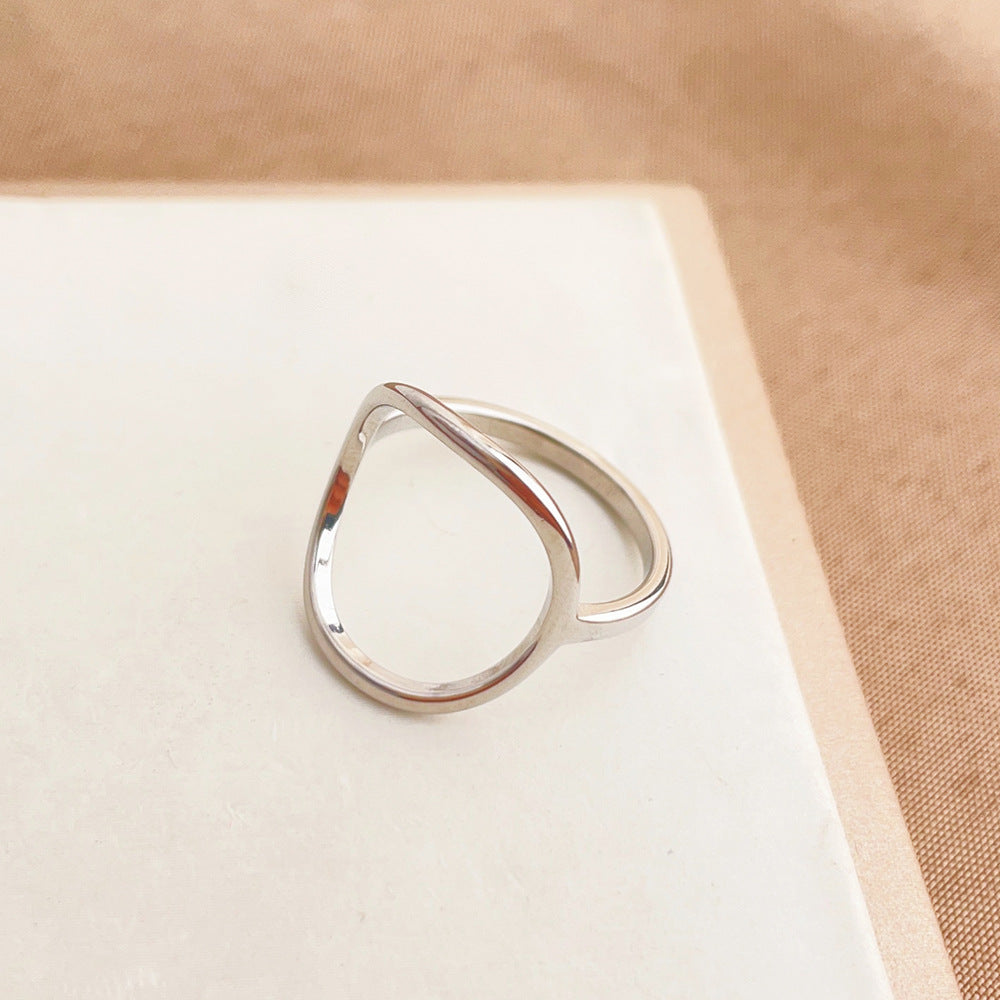 Female Nordic Minimalist Design Geometric Hollow Circle Ring